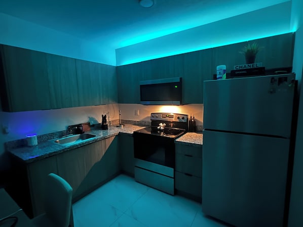 Microwave, oven, stovetop