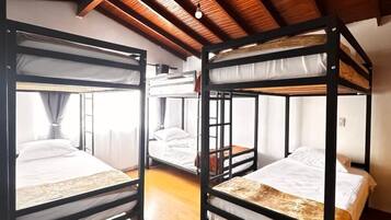 家庭宿舍 | 免费 WiFi