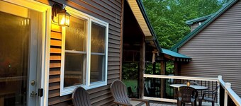 Schoodic Lake House: 2-bedroom, 1 bath, w/ AC