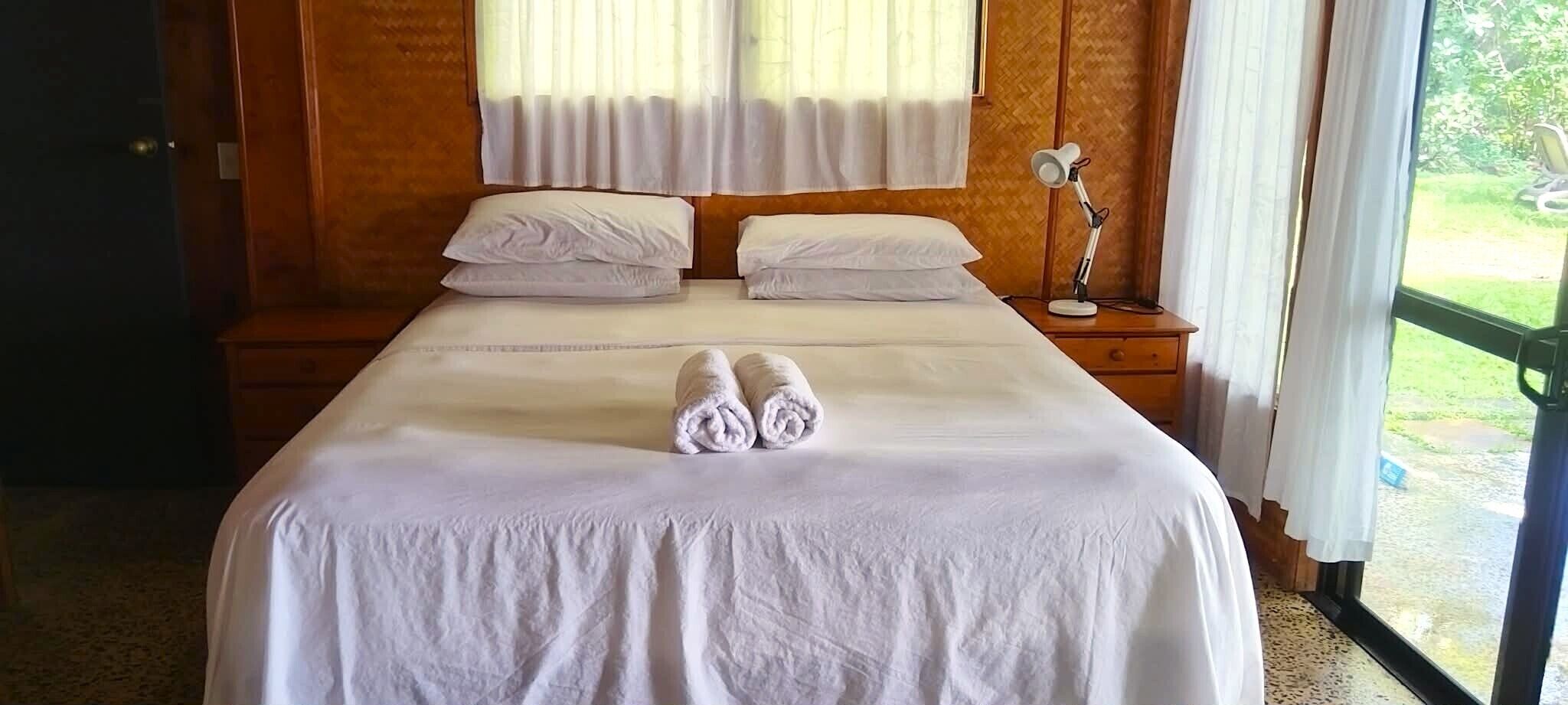 Iron/ironing board, free WiFi