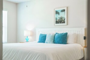 3 室のベッドルーム、アイロン / アイロン台、WiFi (無料)、ベッドシーツ