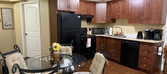 Cozy Two Bedroom Apartment in the heart of St. John's