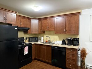 Microwave, oven, stovetop, dishwasher
