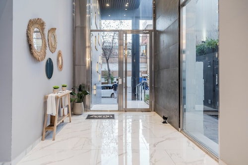 Semi-flat Las Lomitas