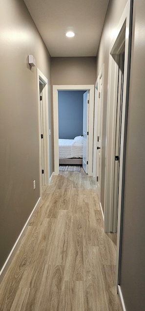 3 habitaciones, tabla de planchar con plancha y wifi gratis