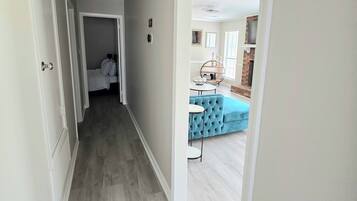 2 chambres, fer et planche à repasser, Wi-Fi gratuit, draps fournis