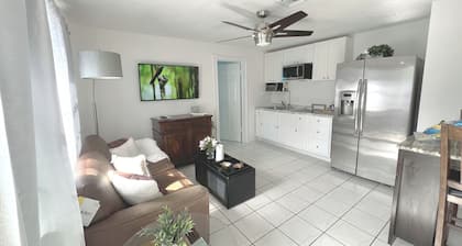 Cozy 1. bedroom apartment in nice Greenacres with AC