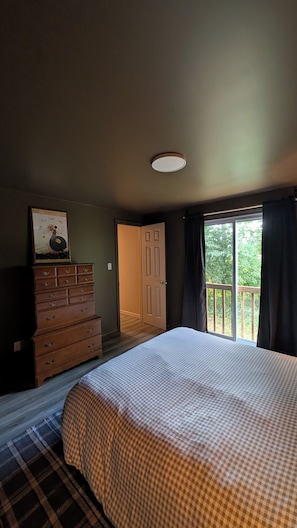 2 bedrooms, free WiFi, bed sheets - Alpaca Farm Retreat – Cozy 2BR Stay on Kloud 9 Haven, Near Beach & Wineries (Delhi)