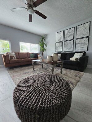 Télévision, espaces bureaux