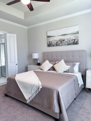 4 bedrooms, iron/ironing board, travel crib, free WiFi