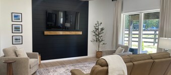 Beautiful New 2 Bedroom Cabin at Kentucky Lake