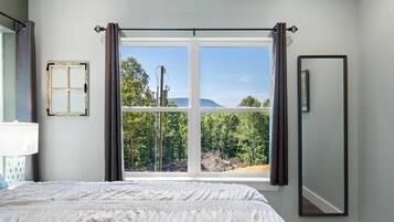 7 habitaciones, tabla de planchar con plancha, wifi y ropa de cama