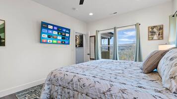7 habitaciones, tabla de planchar con plancha, wifi y ropa de cama