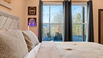 7 soverom, strykejern/-brett, wi-fi og sengetøy