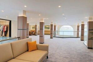 Bar lounge