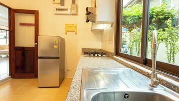 Villa, Balcony | Private kitchen