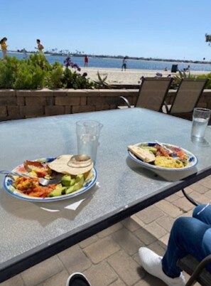 Outdoor dining