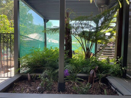 The Orchard Guesthouse relax where the mountains meet the beach