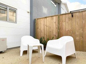 Property grounds - Fabulous townhouse  in Christchurch centre (Christchurch)