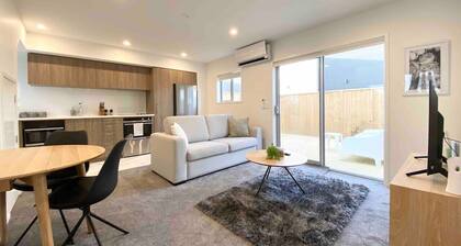 Fabulous townhouse in Christchurch centre