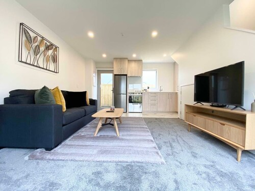 Salisbury hideaway with courtyard and Nespresso in Christchurch