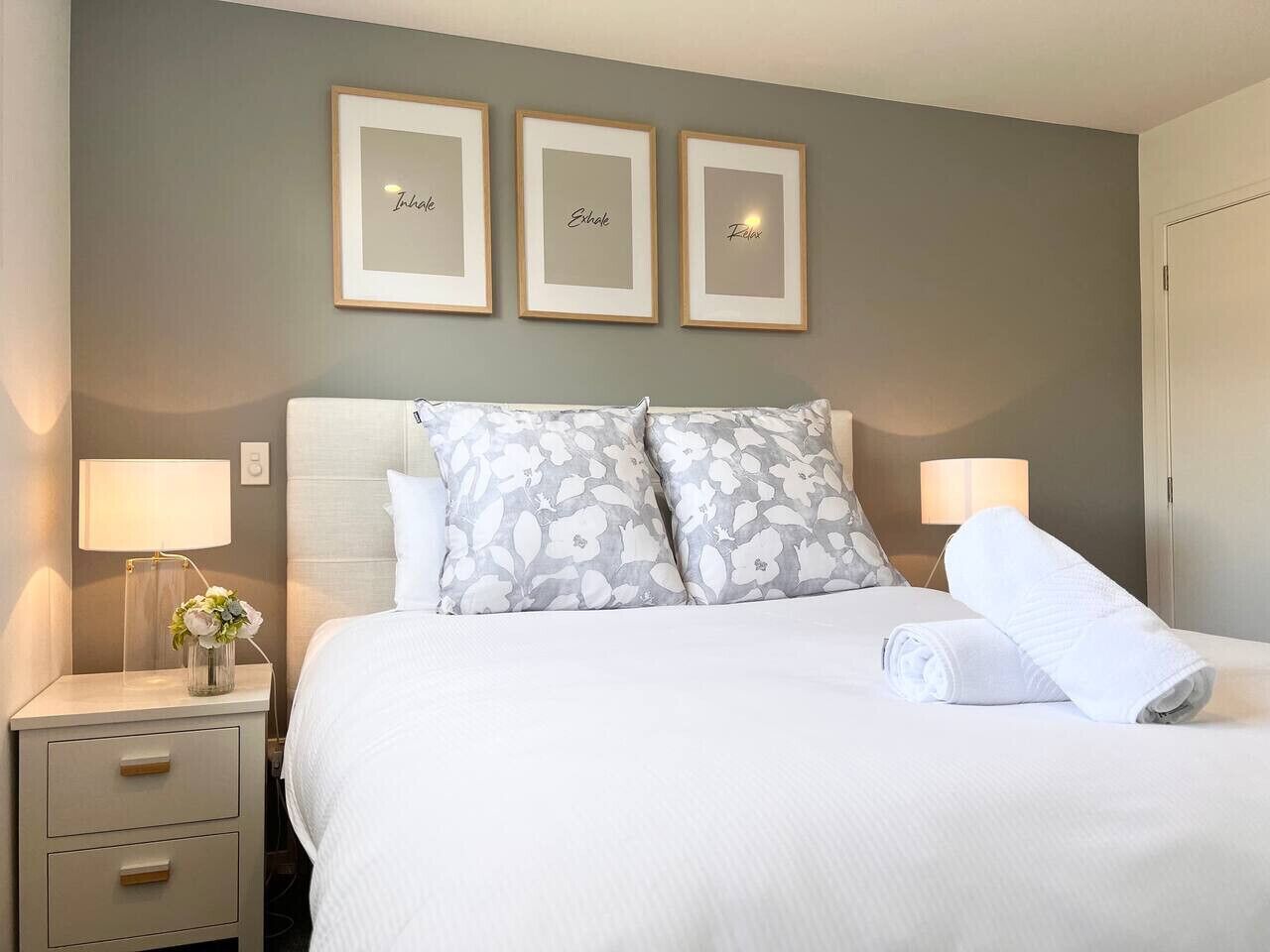 1 bedroom, desk, iron/ironing board, WiFi