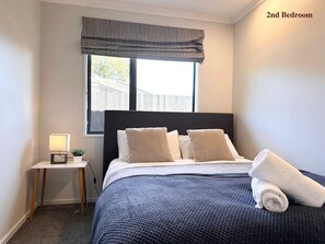 4 Schlafzimmer, Bügeleisen/Bügelbrett, WLAN, Bettwäsche