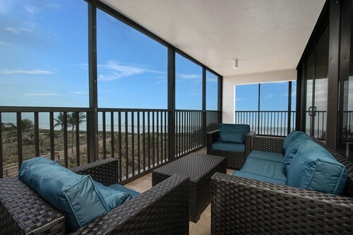 3-bedroom condo in wonderful Sanibel at Sundial East