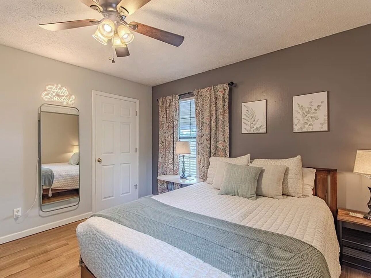 2 dormitorios, cuna de viaje, wifi gratis y ropa de cama