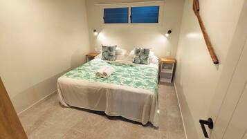 Family Bungalow, 2 Bedrooms, Lagoon View, Beachfront | Egyptian cotton sheets, premium bedding, pillowtop beds