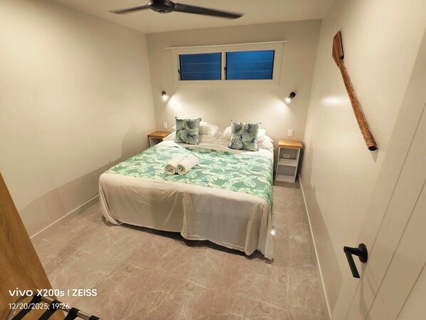 Family Bungalow, 2 Bedrooms, Lagoon View, Beachfront