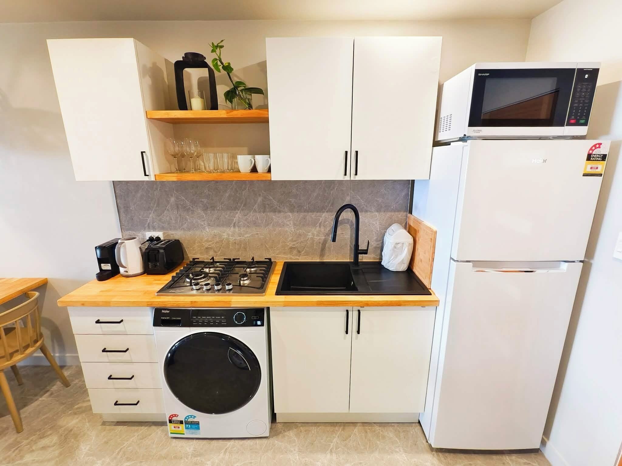 เครื่องชงกาแฟเอสเปรสโซ, เครื่องชงกาแฟ/ชา, กาต้มน้ำไฟฟ้า, เตาปิ้งขนมปัง