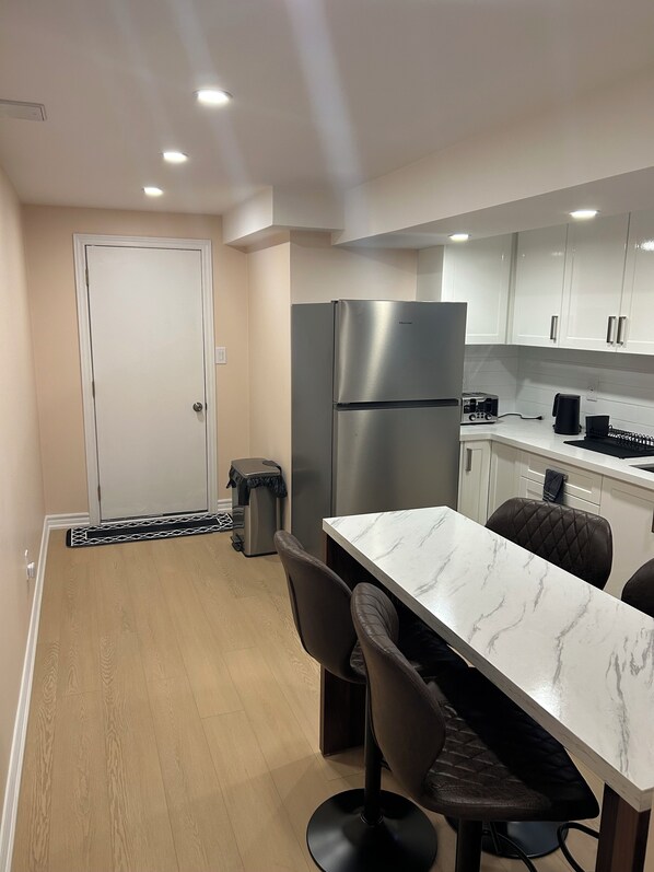 Microondas, horno y parrilla de estufa 