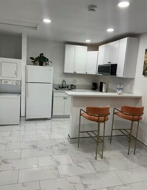 Micro-ondes, plaque de cuisson