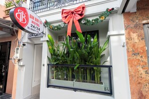 ด้านหน้าที่พัก