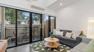 Télévision, espaces bureaux