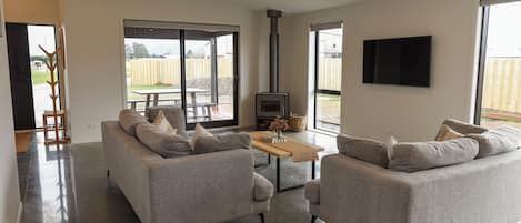 Smart-TV, Kamin
