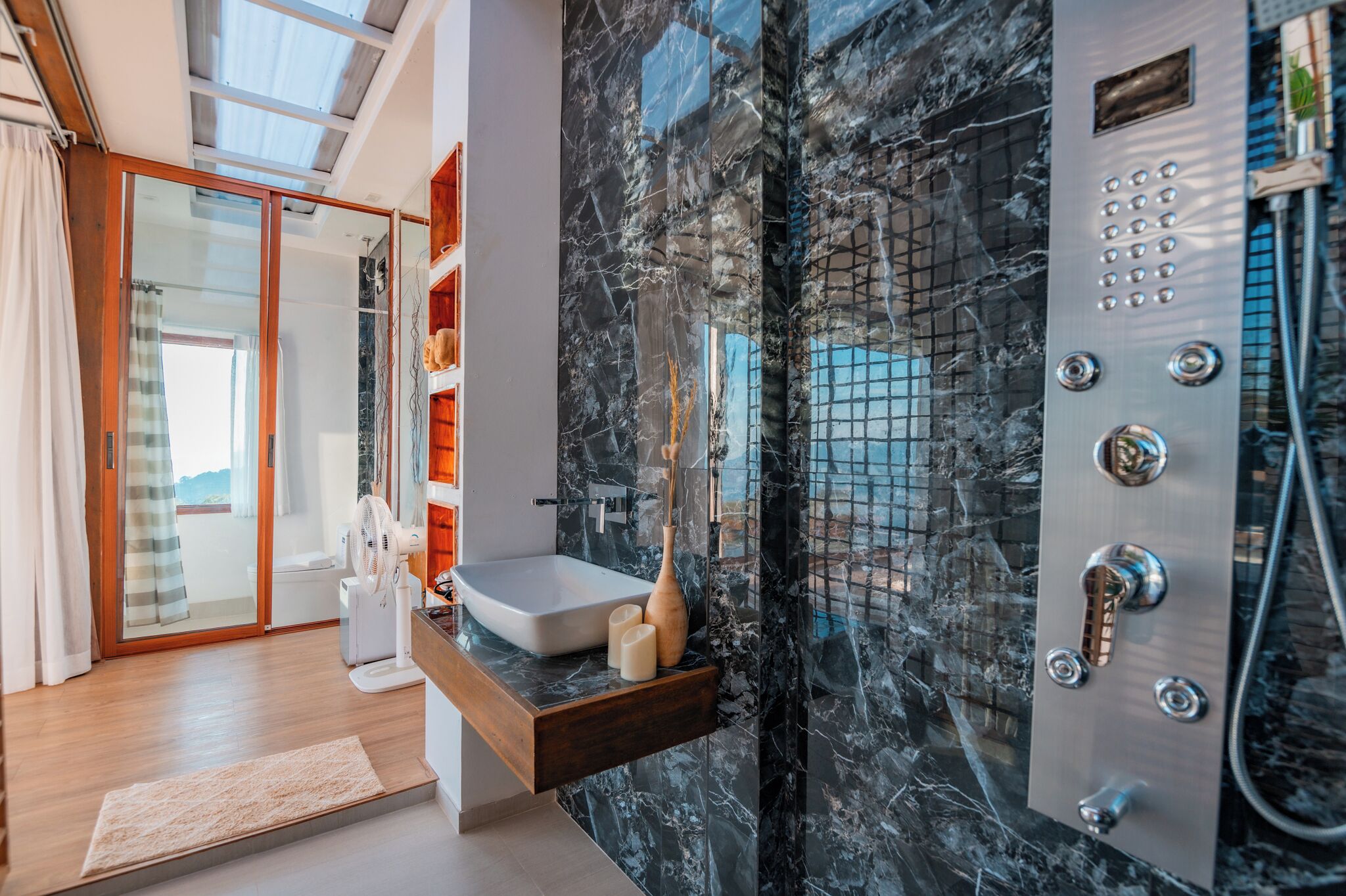Deluxe Villa, Mountain View | Bathroom | Free toiletries, hair dryer, slippers, towels