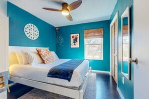 3 bedrooms, iron/ironing board, free WiFi, bed sheets