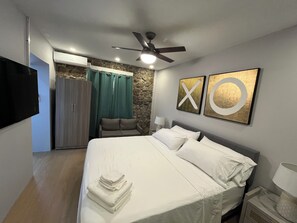 1 bedroom, iron/ironing board, WiFi, bed sheets - Casita Heliconia - Jr. Suite #1 located in  Roseau with lovely pool deck (Roseau)