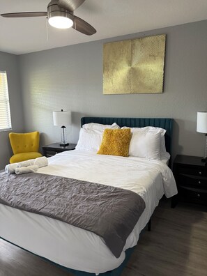 3 bedrooms, iron/ironing board, WiFi, bed sheets