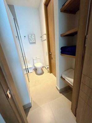 Towels, toilet paper - Cartagena Baia Kristal | Perfect Escape Kabo 1-Apt 2 F (Cartagena de Indias)