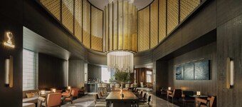 Surya Hotel Shanghai New Hongqiao Center