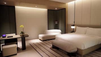 In-room safe, laptop workspace, blackout curtains, iron/ironing board