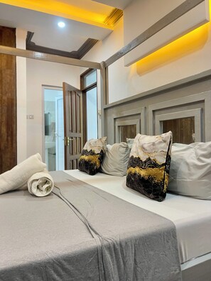 3 Schlafzimmer, Bügeleisen/Bügelbrett, Internetzugang, Bettwäsche