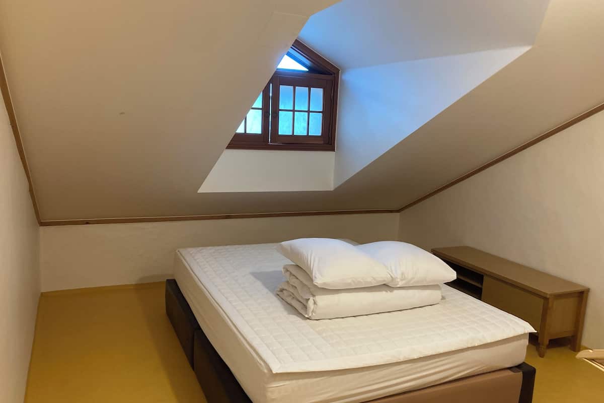 Family Quadruple Room, Balcony | Soundproofing, free WiFi