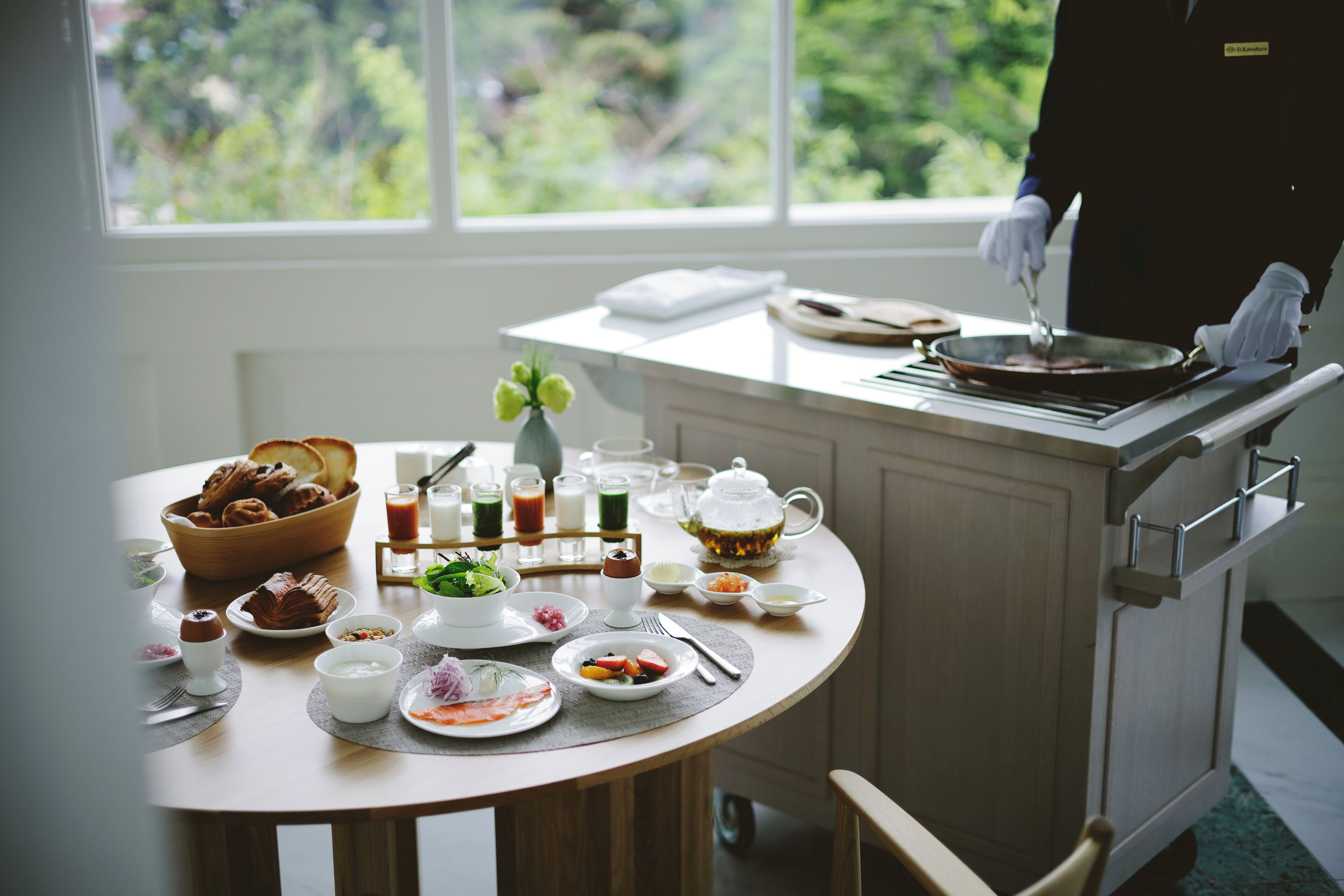 Free daily full breakfast