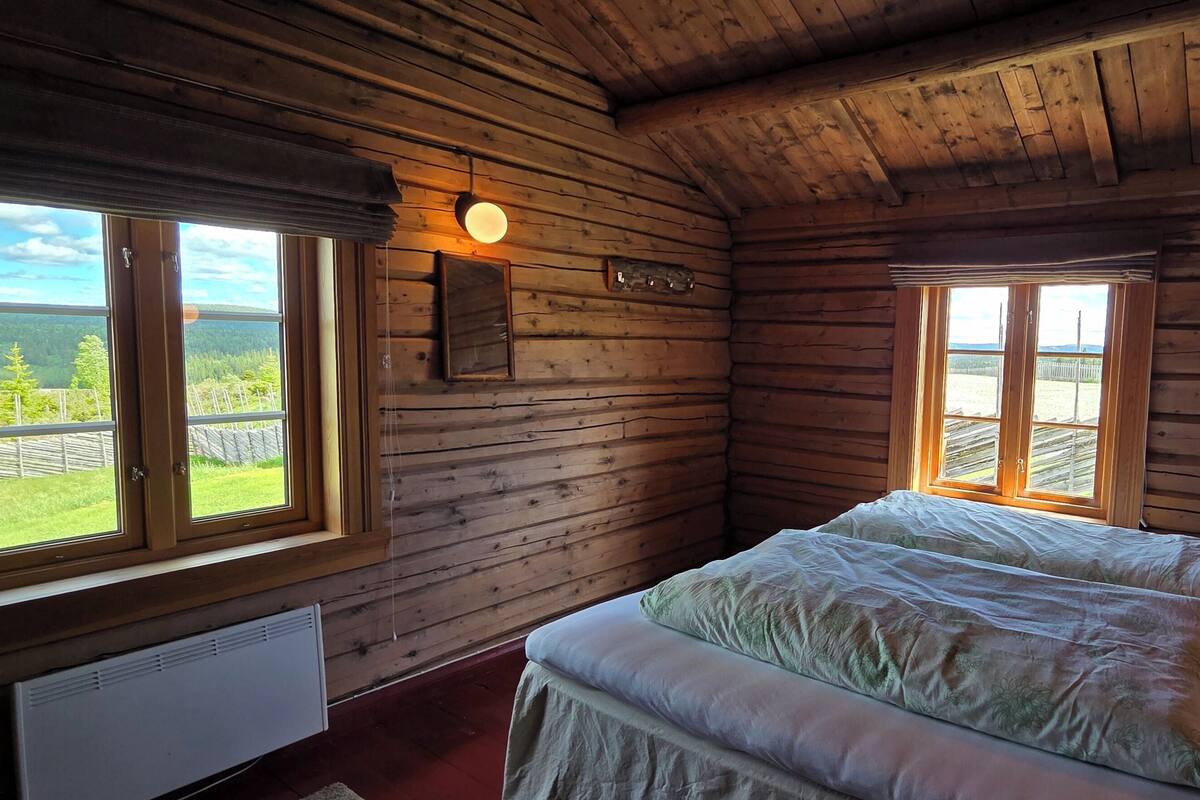 Comfort Double Room, Mountain View | Bed sheets