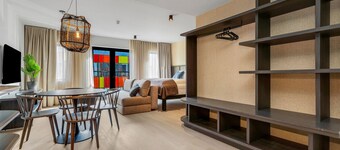 Strand Hotel Apartments