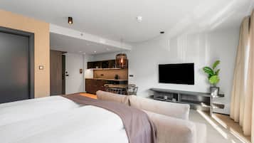 Family Studio | Free WiFi
